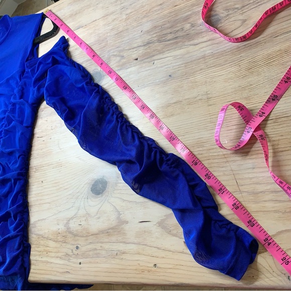 Mesh Cold Shoulder Bodycon Dress - Picture 12 of 16